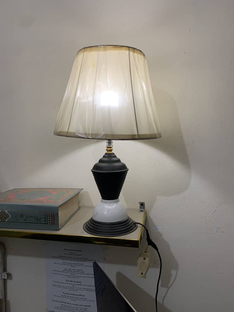 Side Table Lamp 1