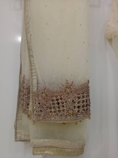 bridal maxi for sale. only 1 time use.