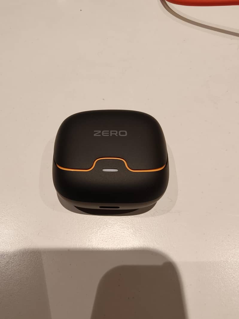 ZERO Wave Pro wireless earbuds 4