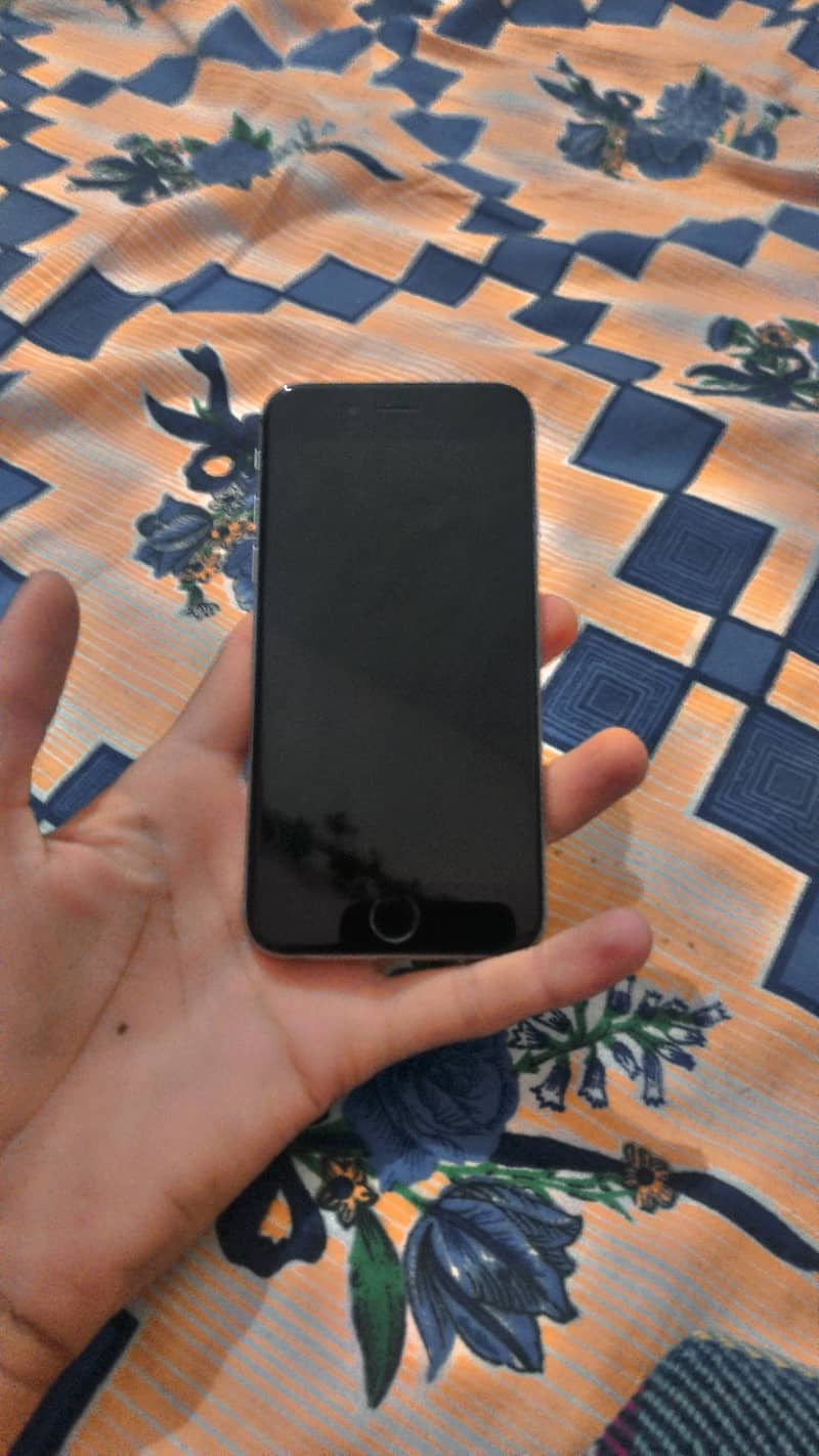 Apple iPhone 6S 1