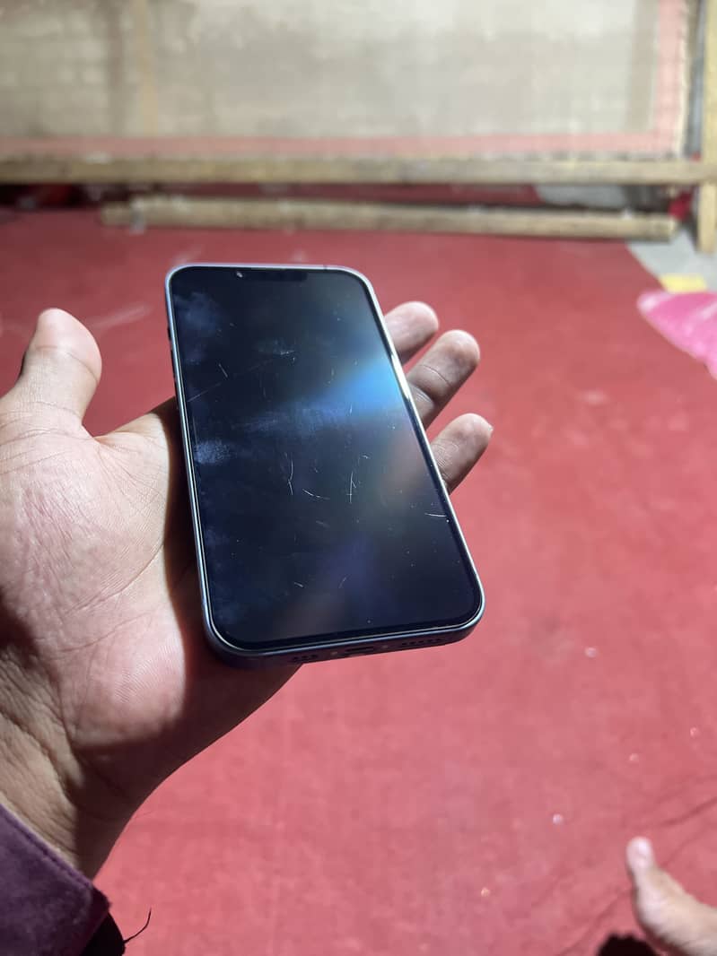 Apple iPhone 14 1