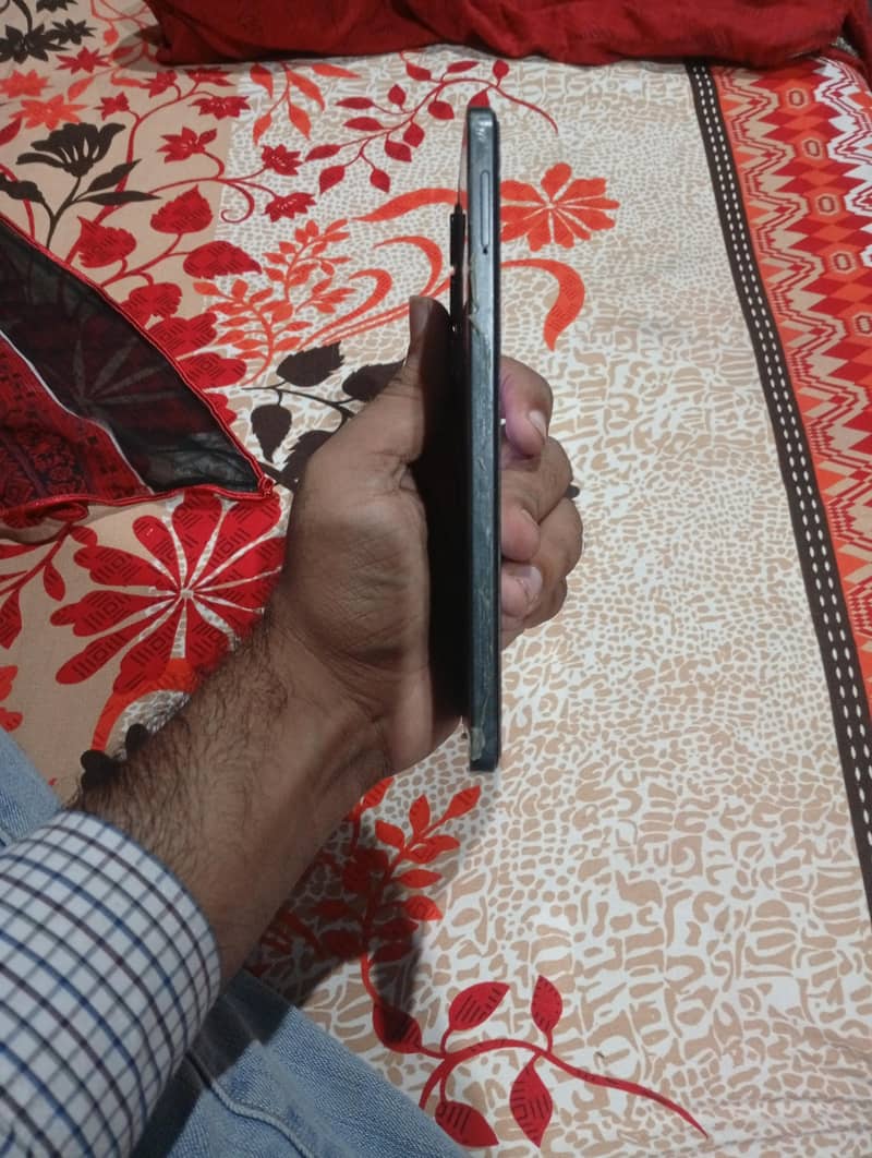 Itel S25 4