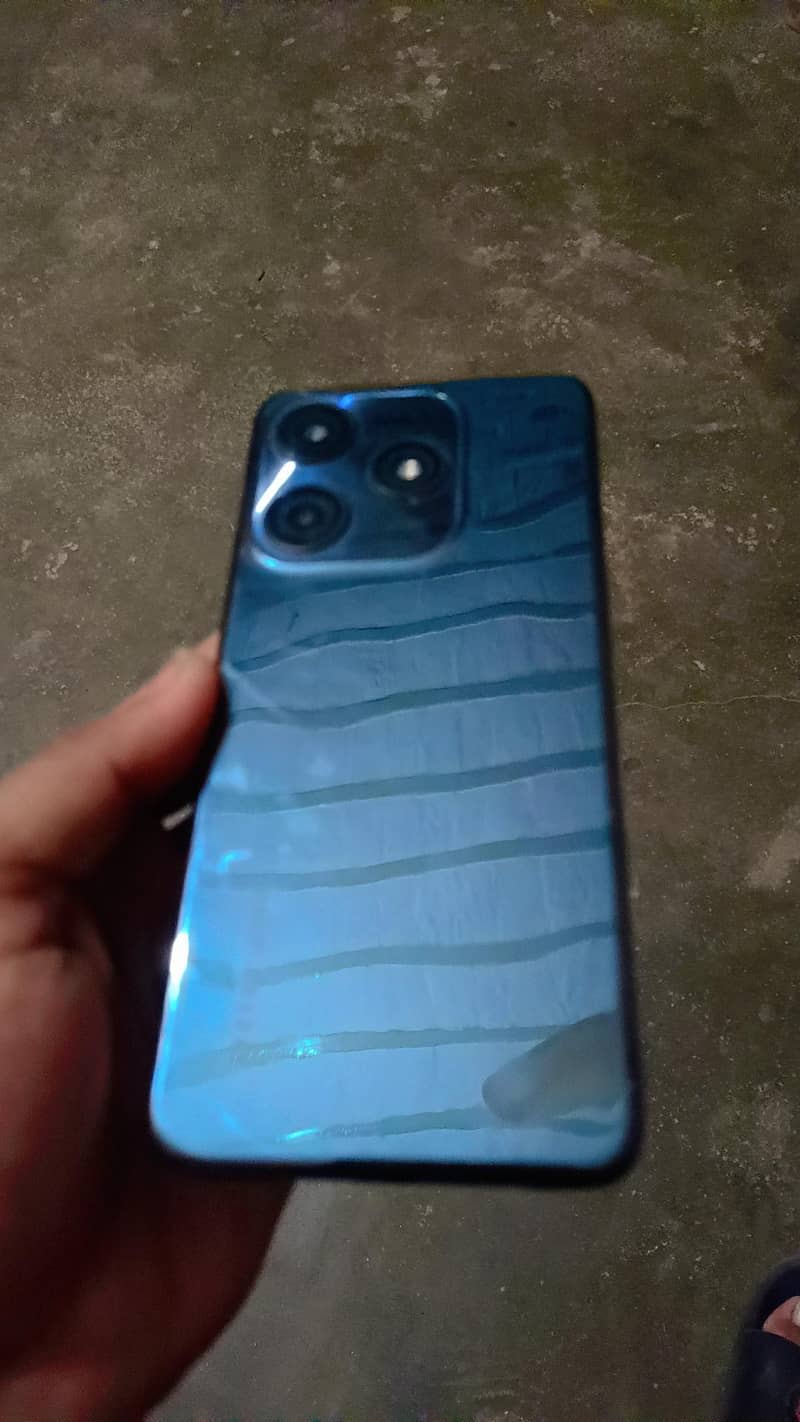 Tecno Spark 10C 3