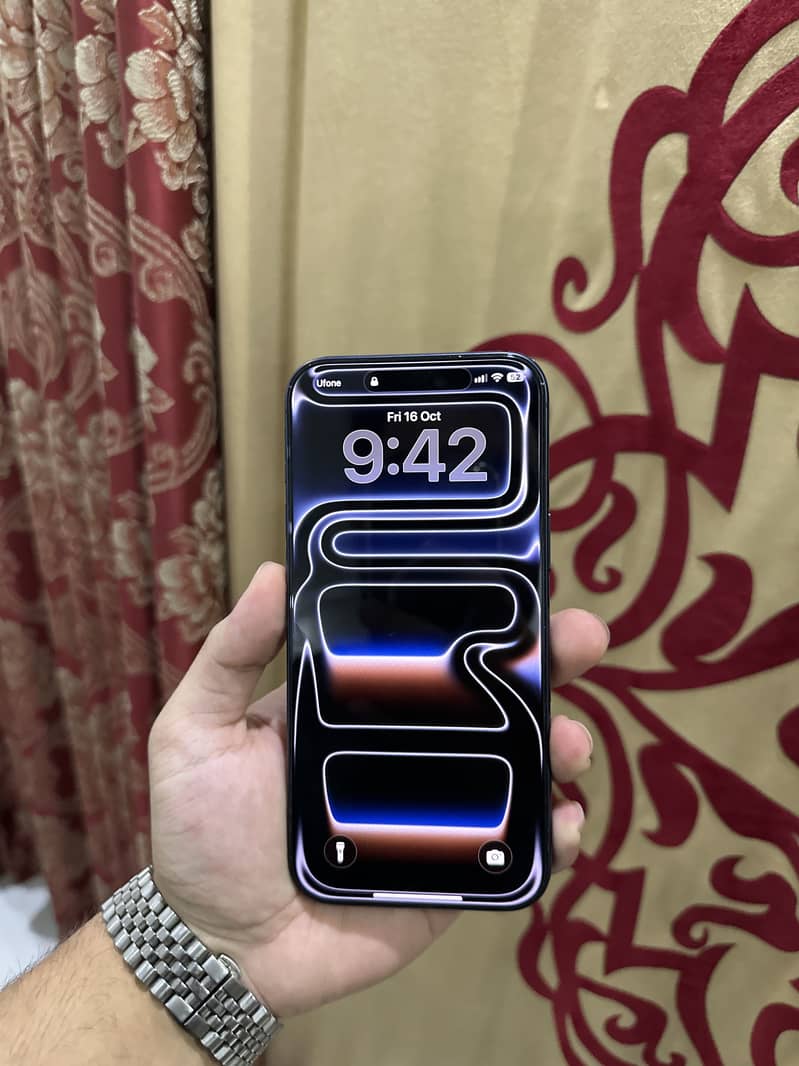 Apple iPhone 17 Pro Max 0