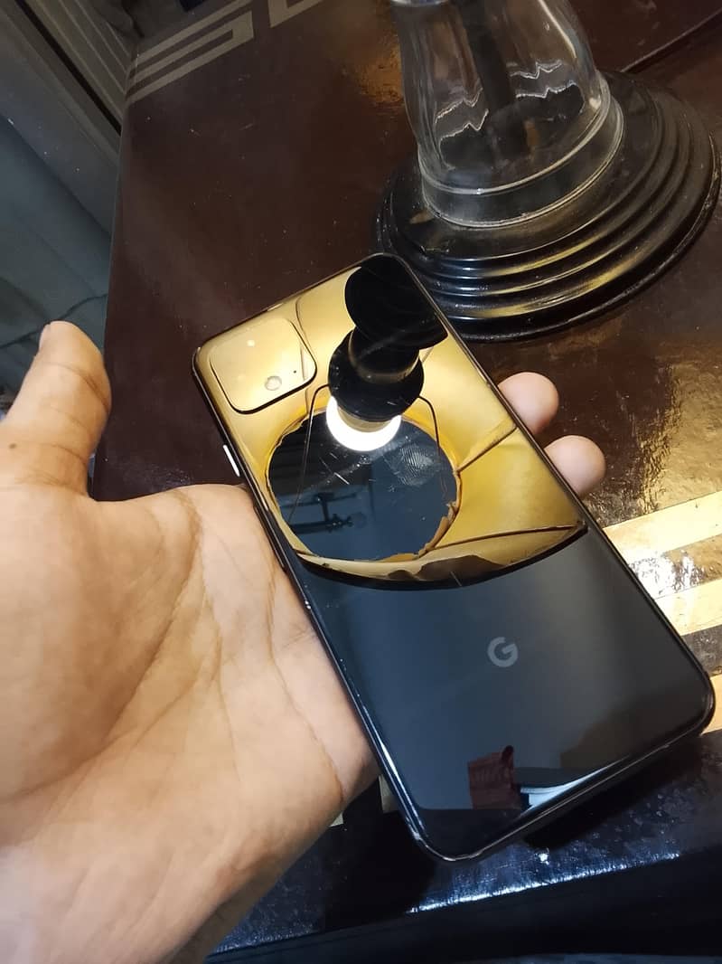 Google Pixel 4 3