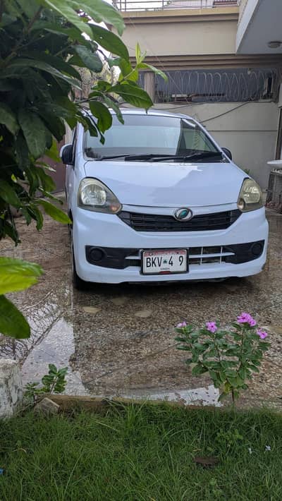 Daihatsu Mira 2017