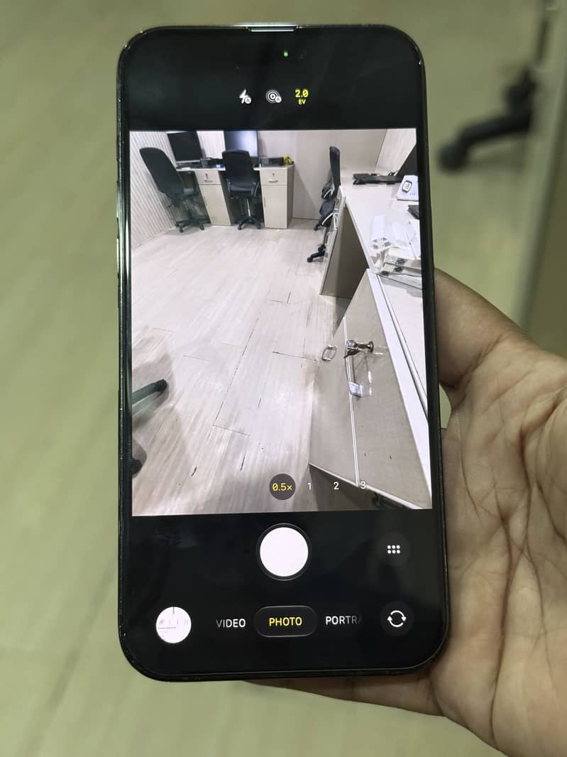 Apple iPhone 14 Pro Max 17
