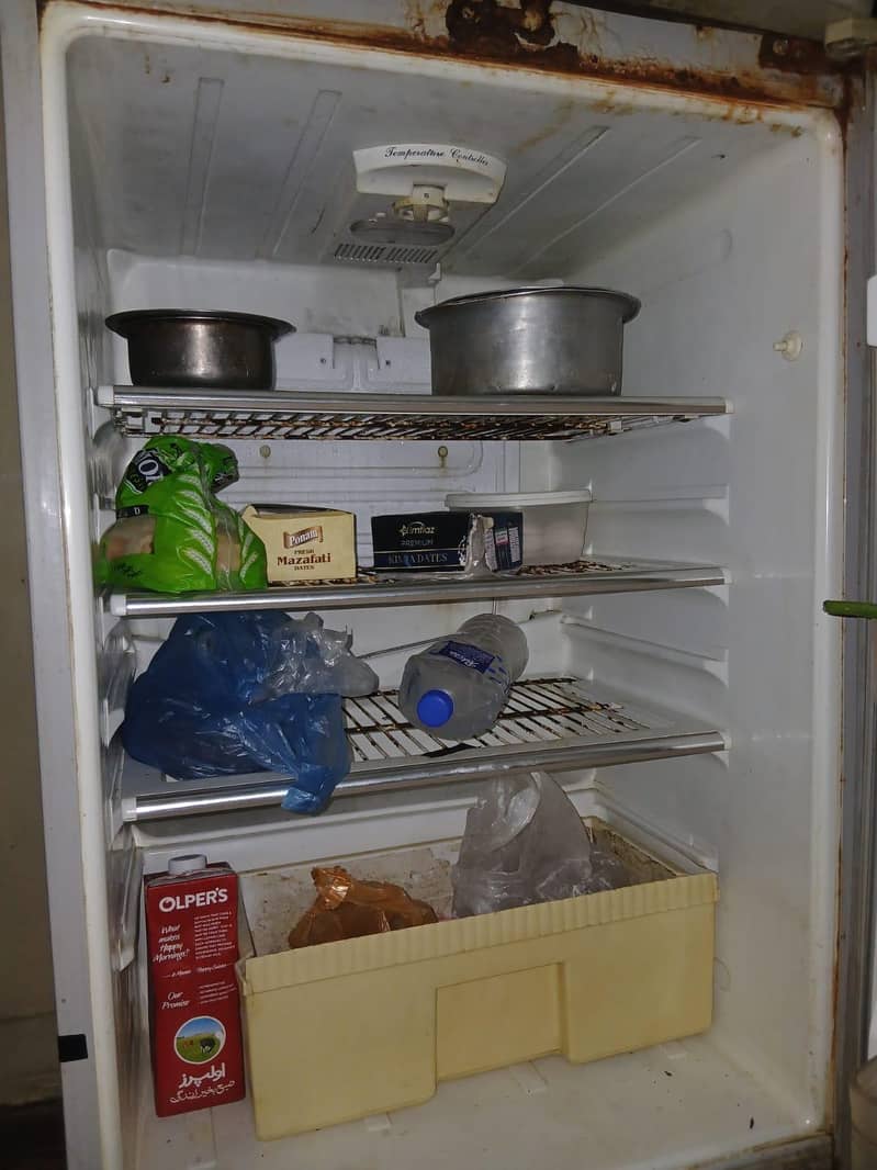 Dawlance refrigerator old model 1
