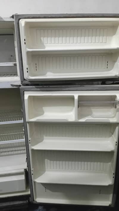 White westinghouse dubai Nofrost arrgent sale
