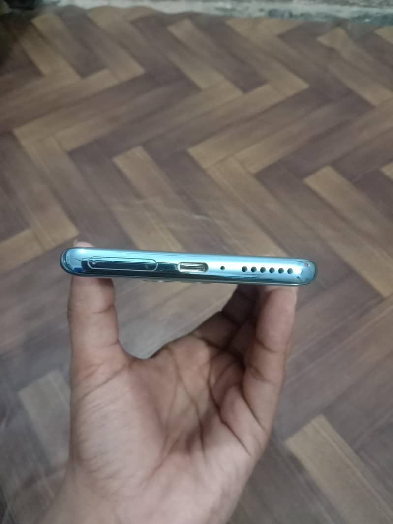 Xiaomi Redmi Note 14 Pro 1