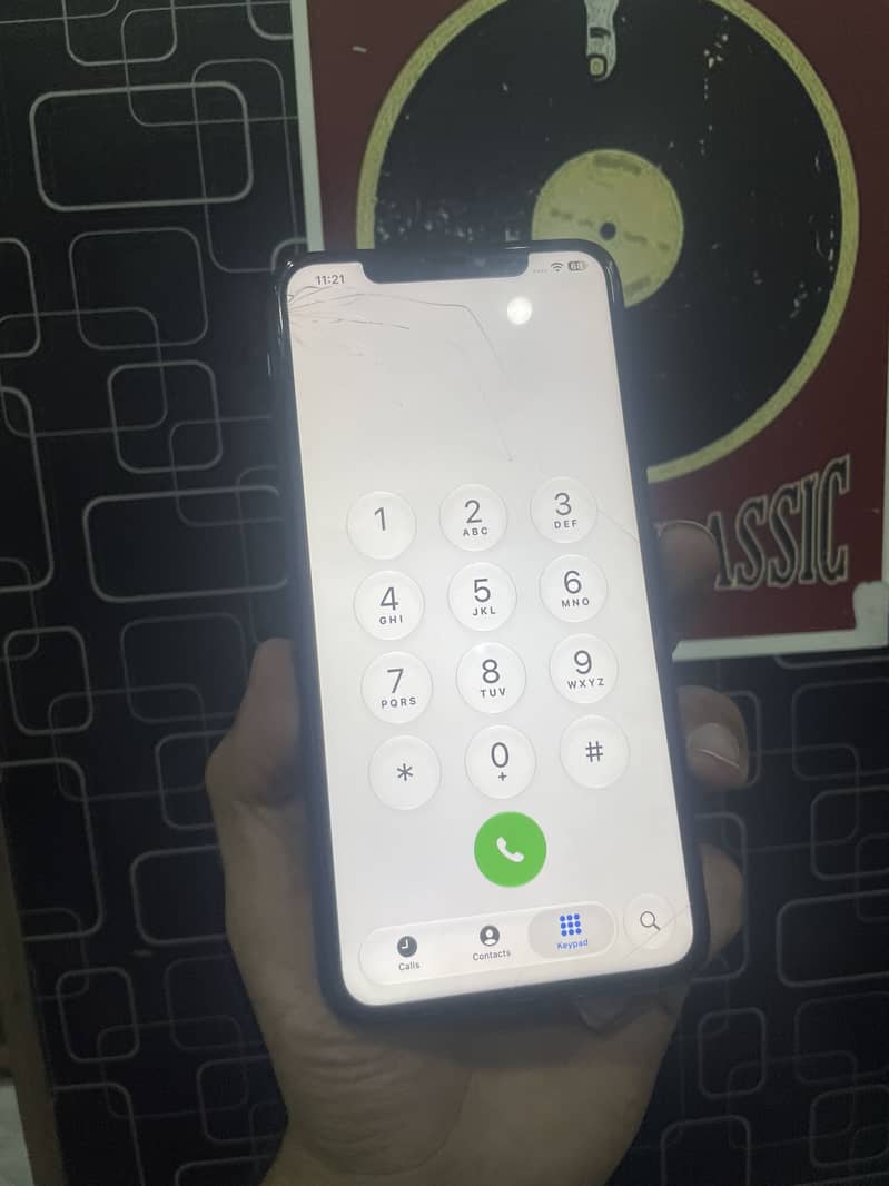 Apple iPhone 11 Pro Max 4