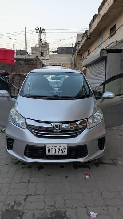 Honda Freed 2012