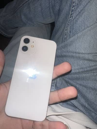 Apple iPhone 12