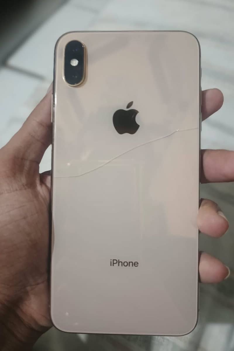 Apple iPhone XS Max 0