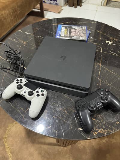 PS4 Slim