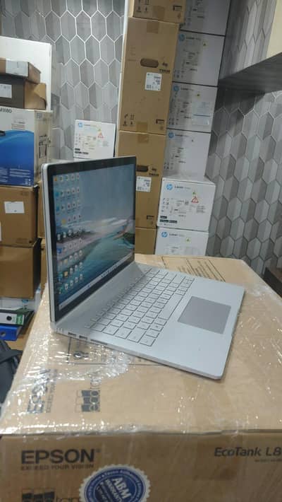 microsopft surface Laptop Core i5 10th Generation