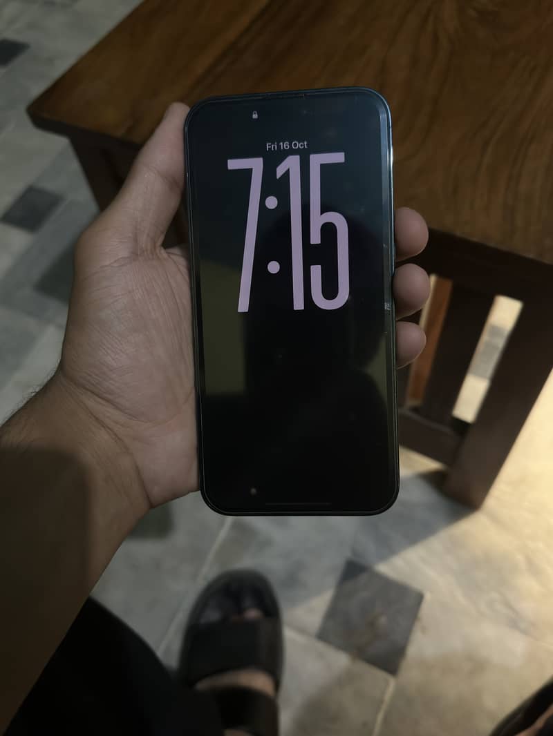 Apple iPhone 14 Pro Max 1