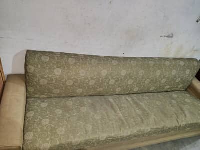 classic 3-seater sofa cum bed
