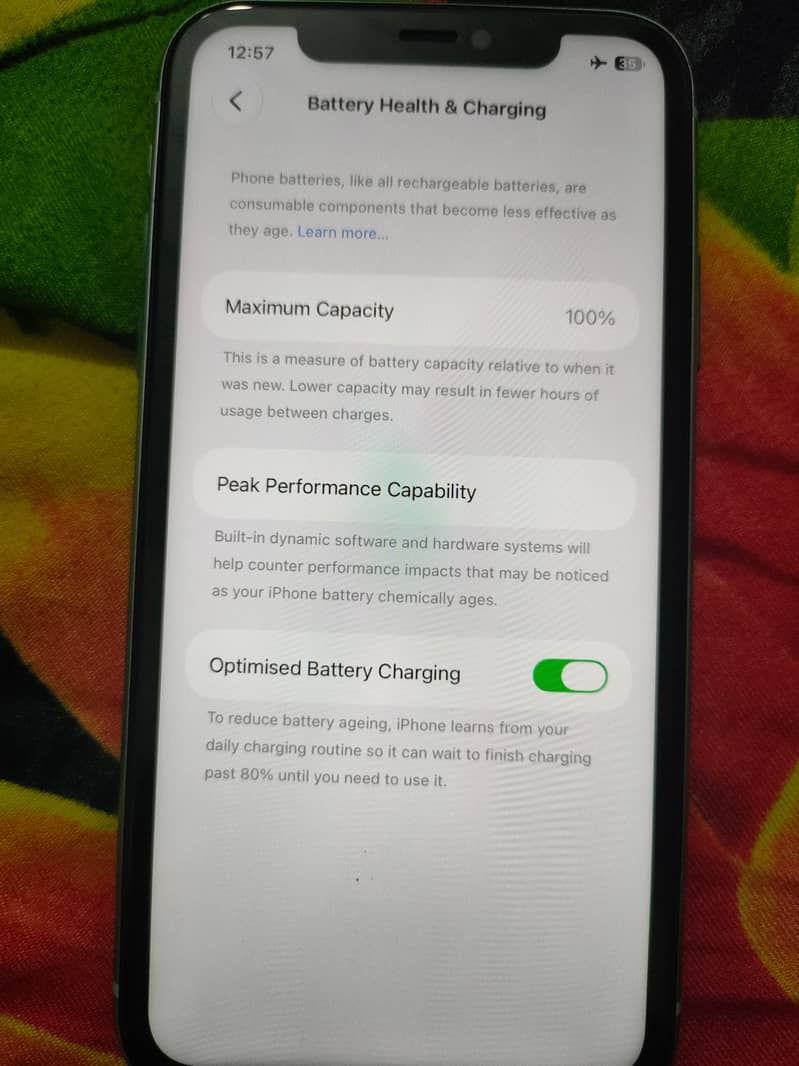 Apple iPhone 11 4