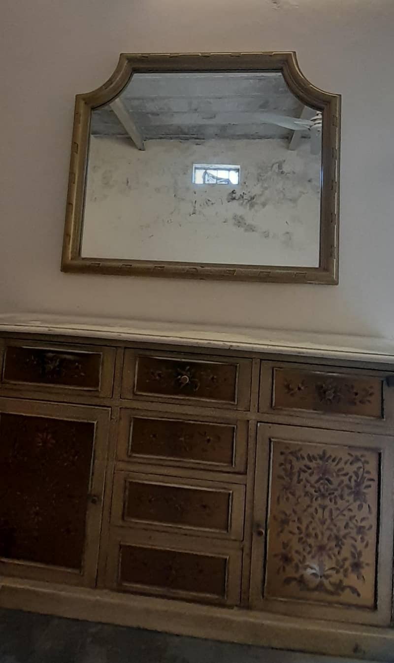 Dressing table 1