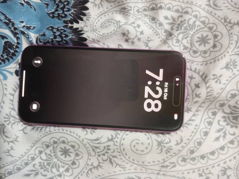 Apple iPhone 16 Plus 0