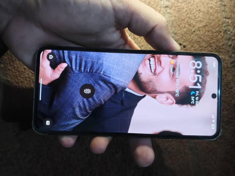 Google Pixel 8 4
