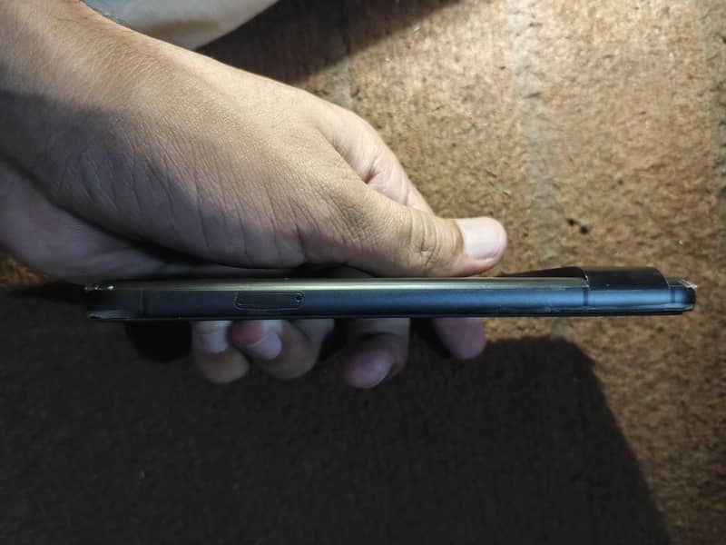Google Pixel 8 6