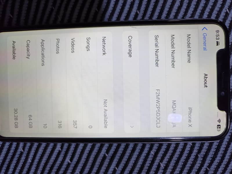 Apple iPhone X 4