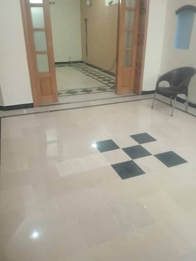 10marla 3beds DD TV lounge kitchen attached baths neat clean upper portion for rent in G 14 4 islamabad