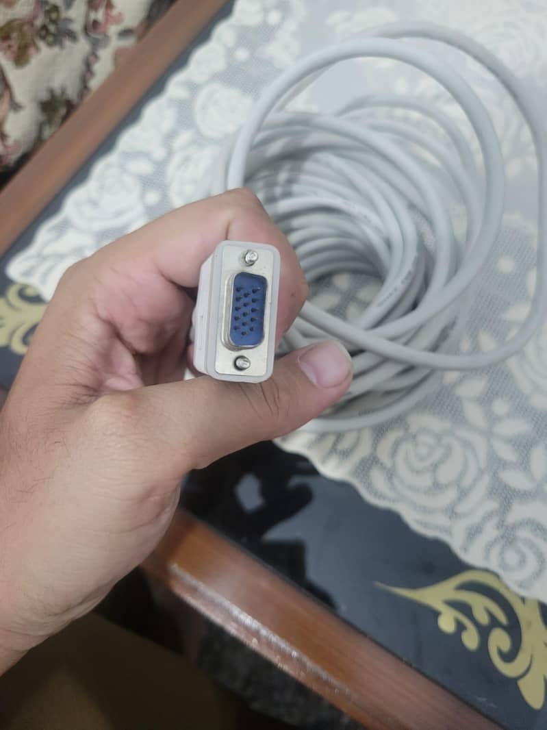 VGA Cable 1