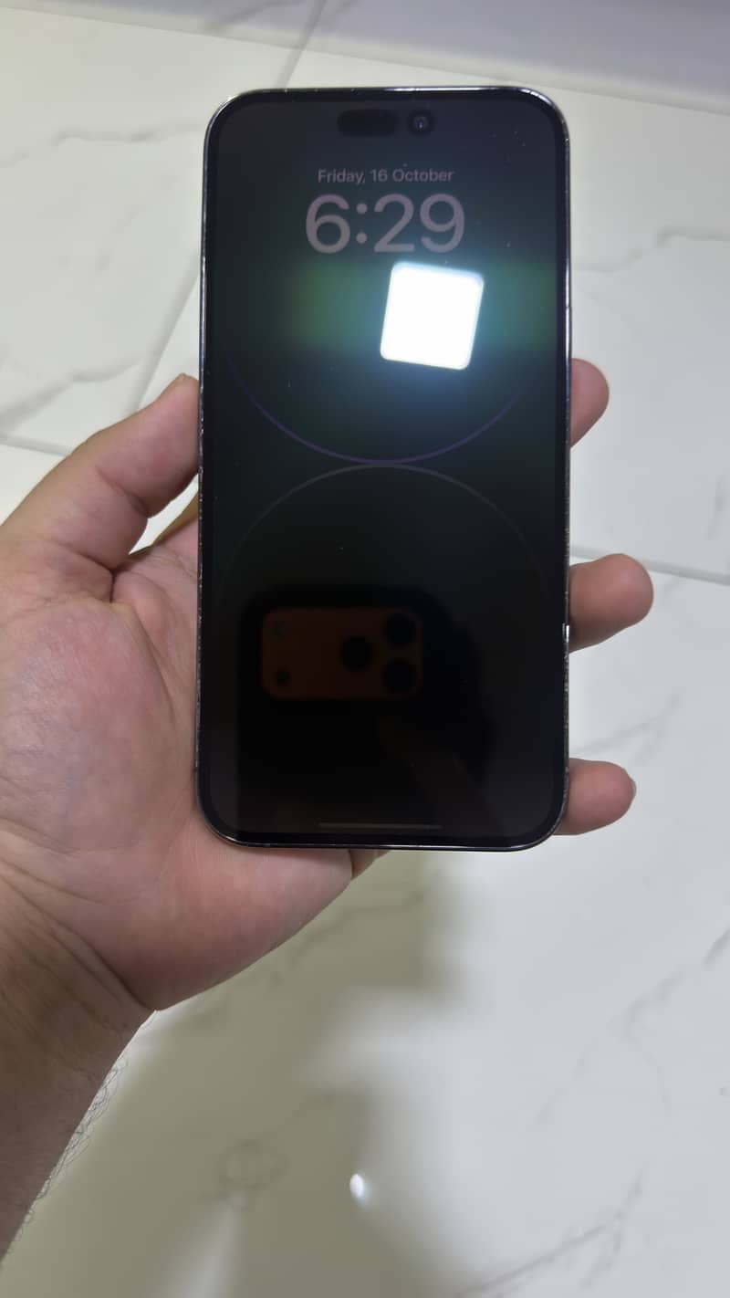 Apple iPhone 14 Pro Max 1