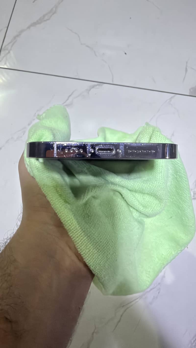 Apple iPhone 14 Pro Max 7