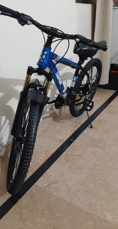 Very good condition cycle only front gear no working