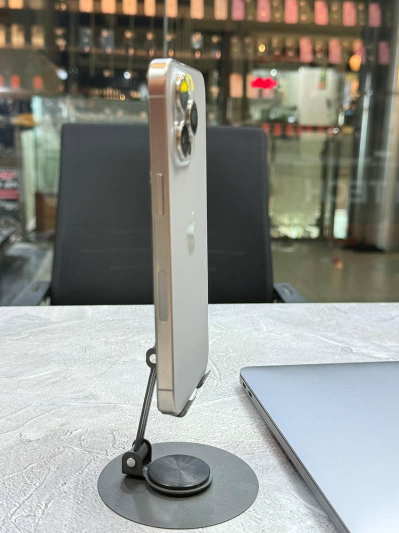 Apple iPhone 15 Pro Max Sim Locked 2