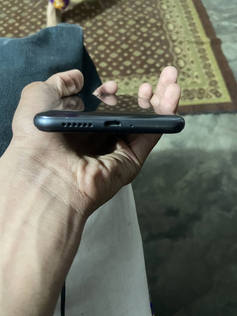 Motorola Moto E6 Plus 4