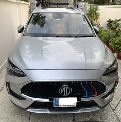 MG HS 2025