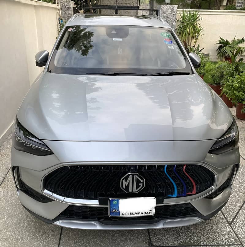 MG HS 2025 0