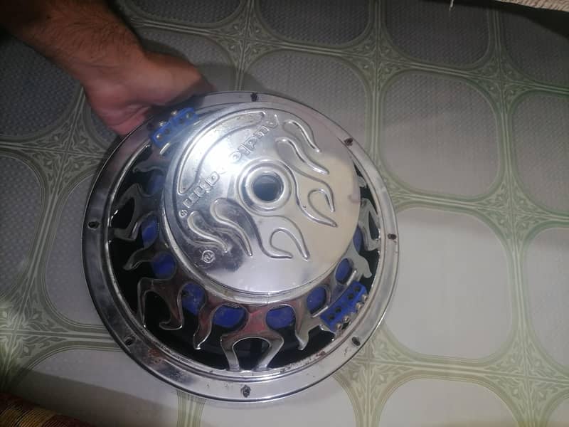 car woofer 4