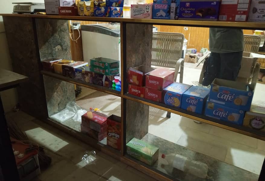SHOP COUNTER 6