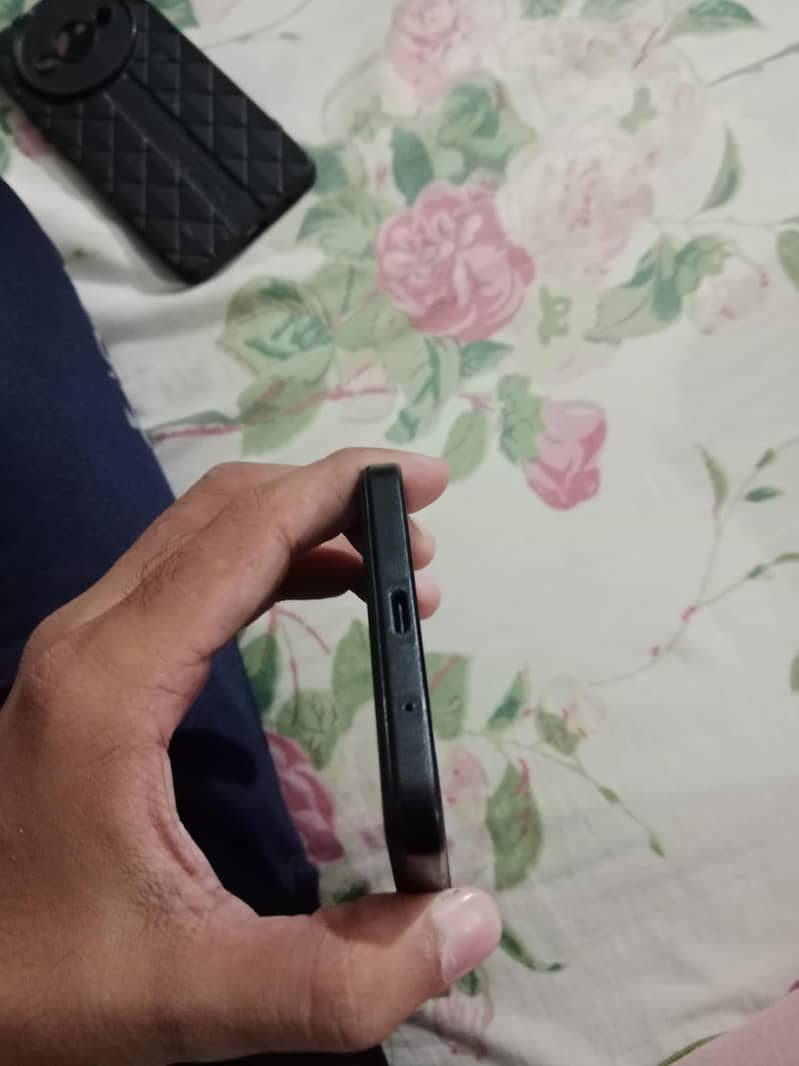 REDMI A3 4