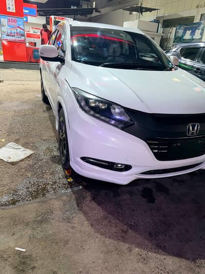 Honda Vezel 2015