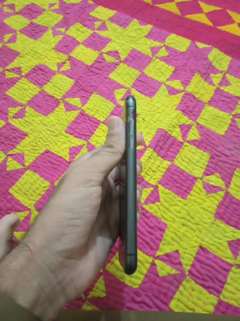 Apple iPhone 11 2