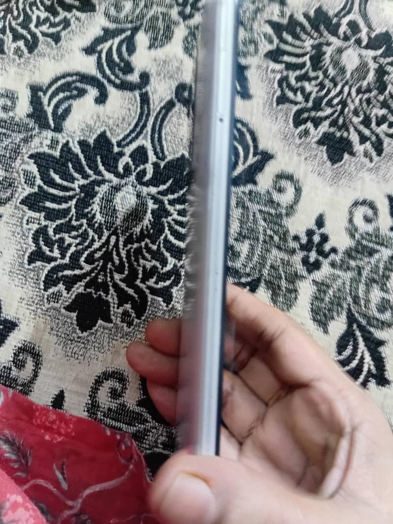 Tecno Spark 8C 2
