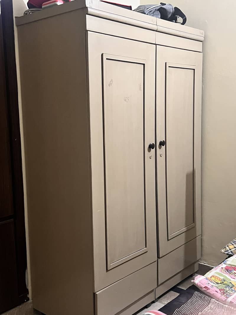 Bed wardrobe and dressing 2