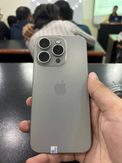 Apple iPhone 15 Pro FU