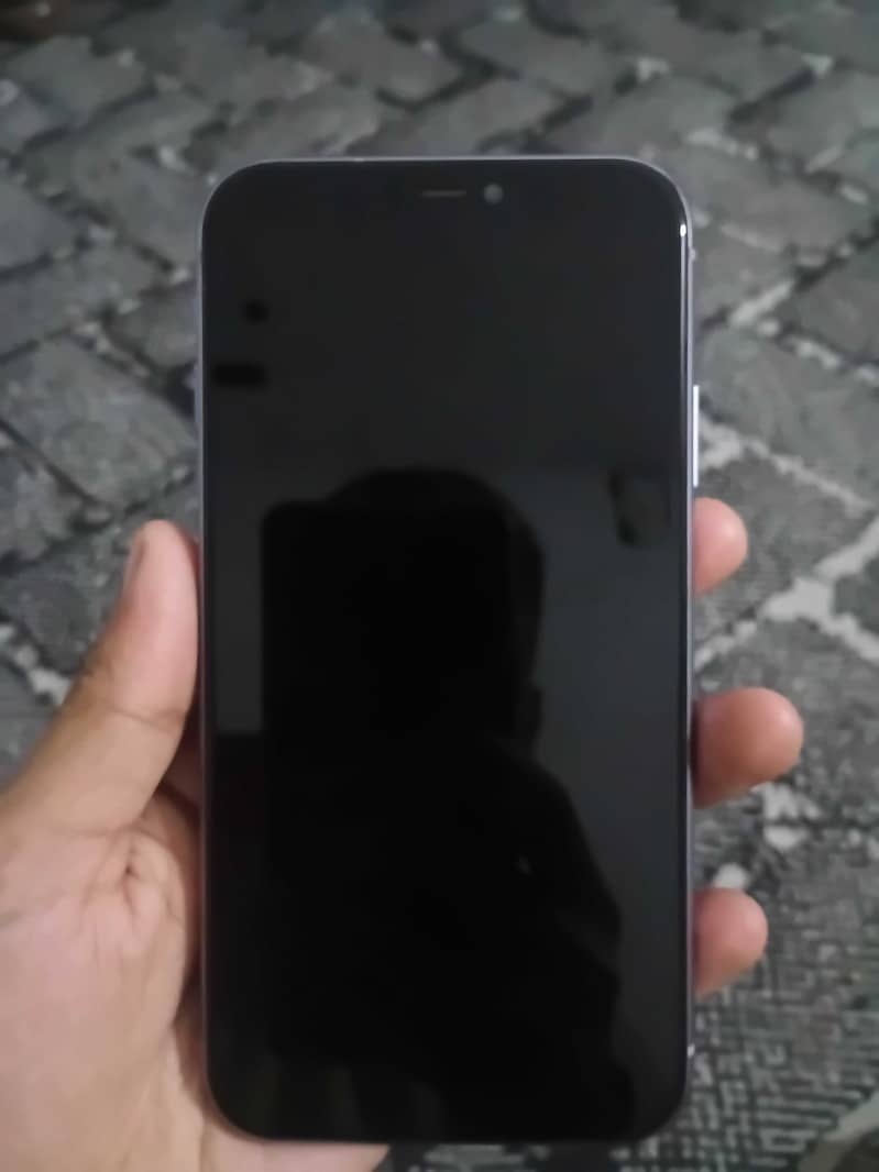 Iphone 11__4/64__Waterpack 4