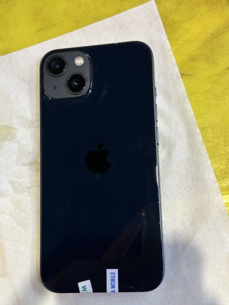 Apple iPhone 13 2