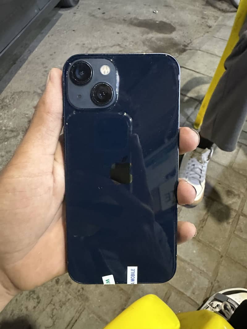 Apple iPhone 13 7