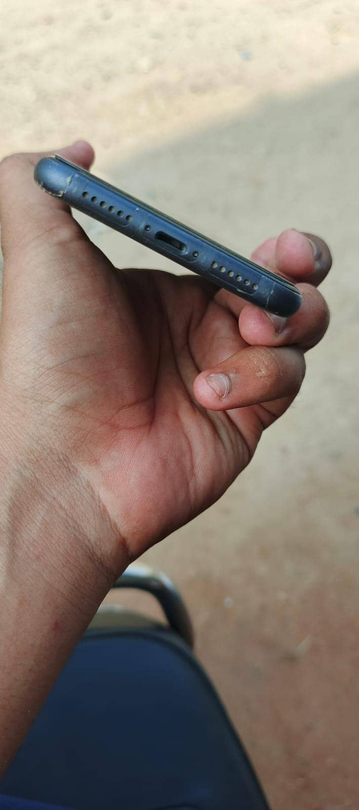 Apple iPhone 11 4