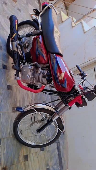 Honda 125 urgent sale 10/10 condition All KPK registered one hand use